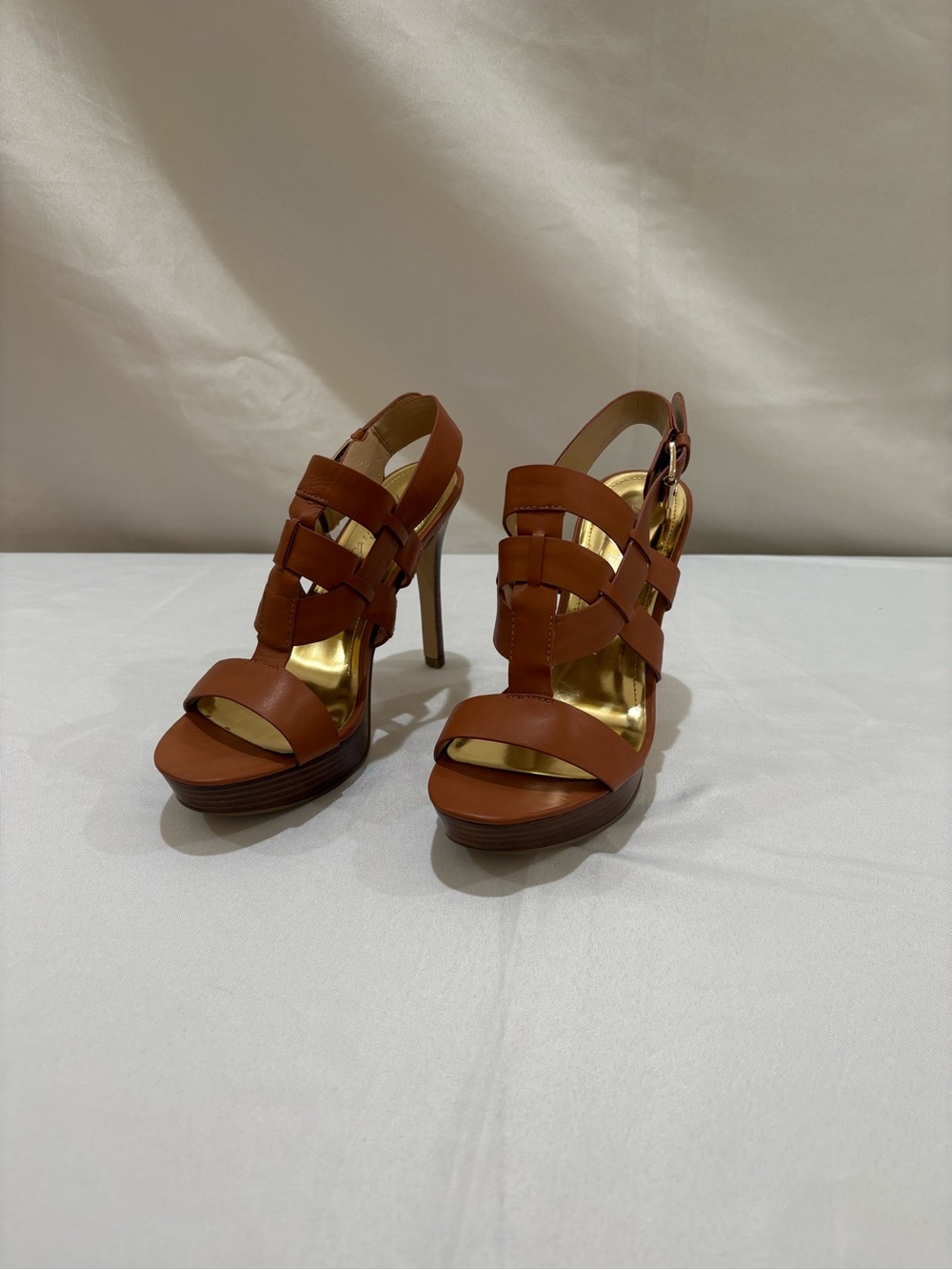 Marc Fisher Genuine Leather Platform Strappy Heels Cognac Brown Size 9M NWT